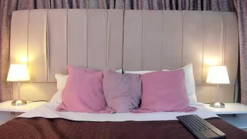 Emily online show from 12/16/25, 06:02