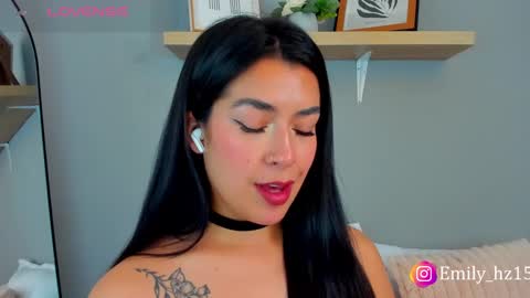 Snapshot of emily_haze chatting on 02/15/25, 04:34 Emily online show from 02/15/25, 04:34