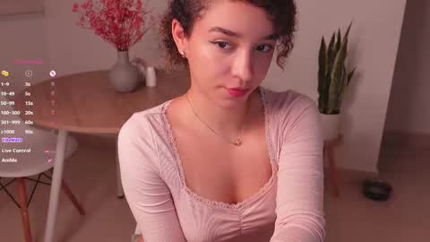 Juliana online show from 02/10/25, 11:34