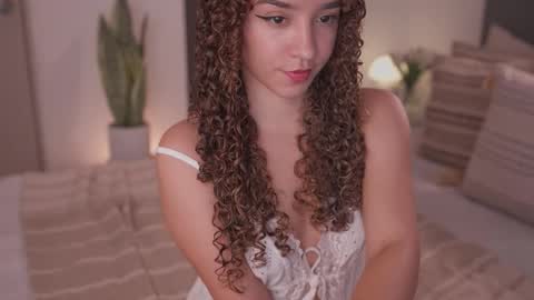 Snapshot of emily_johnson1 chatting on 02/09/26, 10:03 Juliana online show from 02/09/26, 10:03