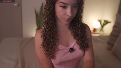 Snapshot of emily_johnson1 chatting on 06/25/26, 11:09 Juliana online show from 06/25/26, 11:09