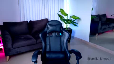 Emily online show from 06/22/26, 12:24