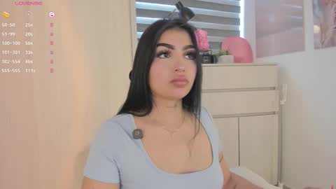 EmilyKenner  Independent model  online show from 10/13/25, 12:16