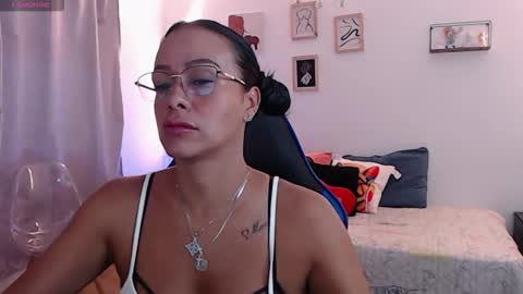 emily leroy. online show from 11/06/25, 12:28