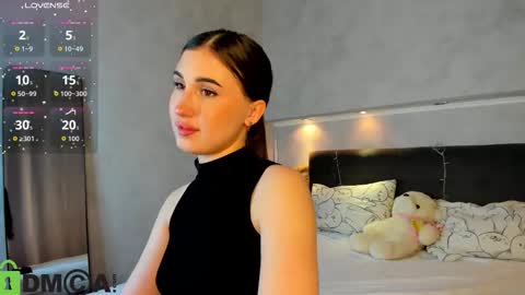 Emily online show from 03/03/26, 01:23