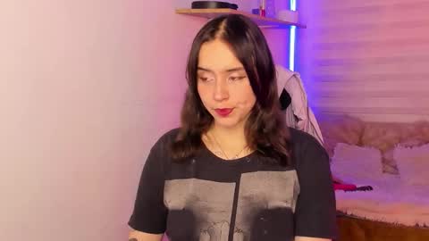 Snapshot of emily_lindey chatting on 10/23/25, 03:39 emily_lindey online show from 10/23/25, 03:39