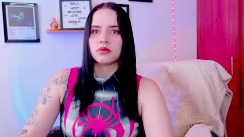 Snapshot of emily_lindey_ chatting on 07/25/26, 06:05 Emily Lindey online show from 07/25/26, 06:05
