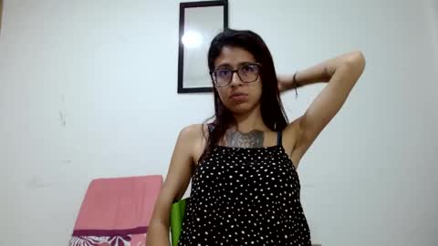Snapshot of emily_loperaa chatting on 05/08/26, 06:35 Emily online show from 05/08/26, 06:35