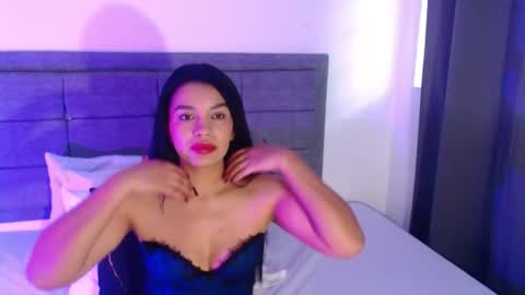 emily_milff online show from 07/14/26, 11:49
