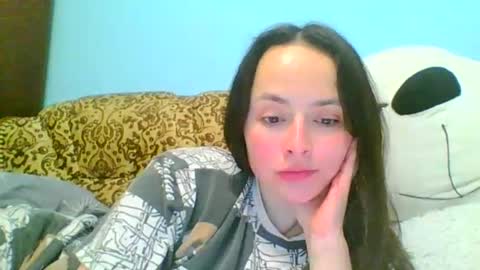 emily_morning_dew online show from 02/18/25, 08:47
