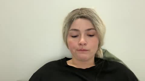 emily_morning_dew online show from 10/21/25, 05:08