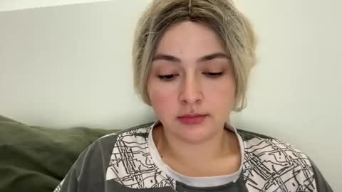 emily_morning_dew online show from 10/30/25, 08:38