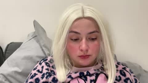 Snapshot of emily_morning_dew chatting on 01/09/26, 07:48 emily_morning_dew online show from 01/09/26, 07:48