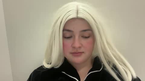 Snapshot of emily_morning_dew chatting on 02/11/26, 09:09 emily_morning_dew online show from 02/11/26, 09:09