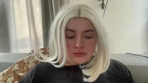 Snapshot of emily_morning_dew chatting on 02/21/26, 07:42 emily_morning_dew online show from 02/21/26, 07:42