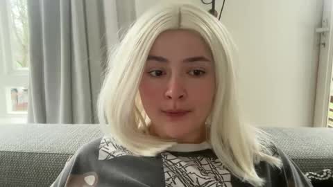 Snapshot of emily_morning_dew chatting on 02/24/26, 10:02 emily_morning_dew online show from 02/24/26, 10:02