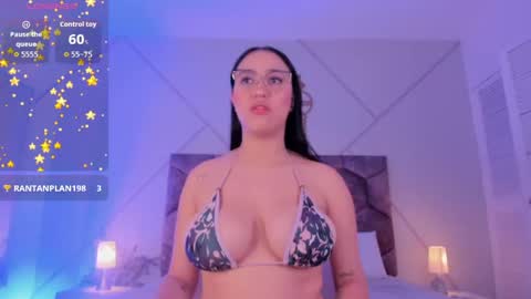 emily_nova_ online show from 04/24/26, 11:45