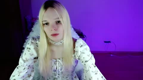 Lia online show from 02/03/25, 08:13