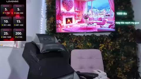 emily_palmeer online show from 06/21/26, 12:08