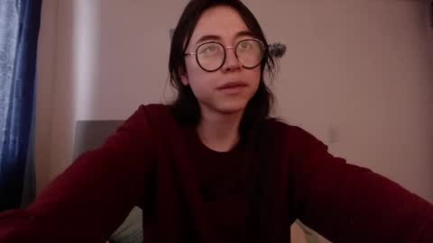 Snapshot of emily_pearl_ chatting on 01/27/25, 06:31 emily_pearl_ online show from 01/27/25, 06:31