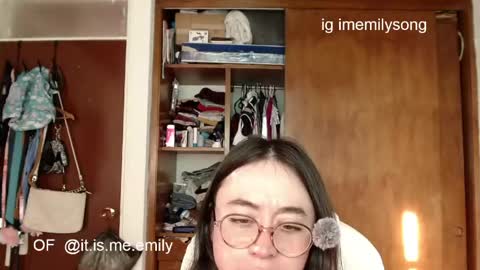 Snapshot of emily_pearl_ chatting on 05/16/26, 07:45 emily_pearl_ online show from 05/16/26, 07:45