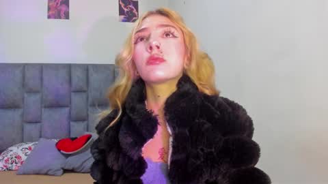 Emi online show from 02/16/26, 06:48