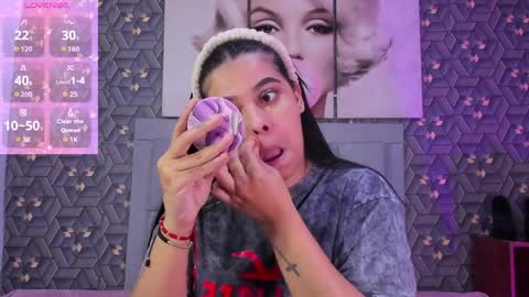 Emily online show from 04/07/26, 03:07