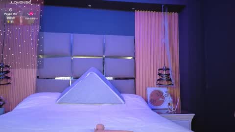 Emily online show from 11/14/25, 11:31