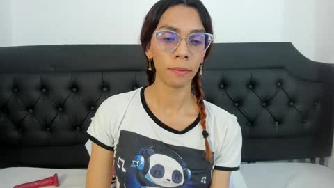 Snapshot of emily_rose78 chatting on 09/12/25, 09:59 EMILY online show from 09/12/25, 09:59