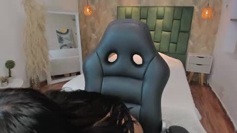 Emily online show from 06/11/26, 12:32