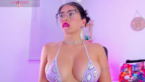 Emily online show from 02/07/25, 09:15