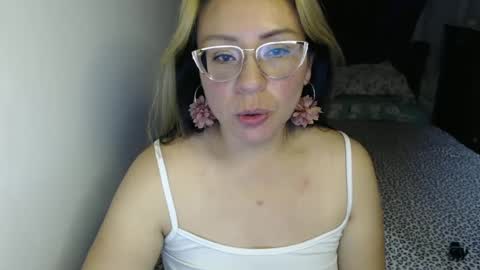 Emily online show from 02/22/25, 12:27