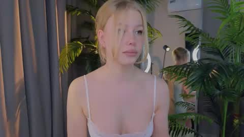 emily shepard online show from 03/24/26, 03:33