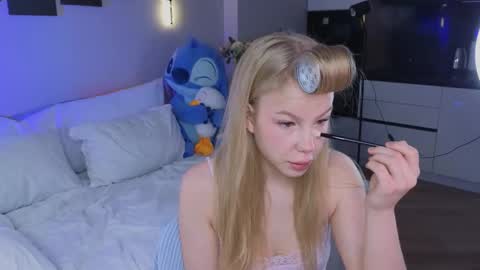 emily shepard online show from 04/10/26, 02:39