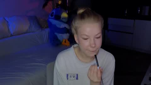 emily shepard online show from 05/14/26, 01:45