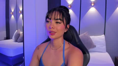 emily_tolson online show from 07/10/26, 08:11