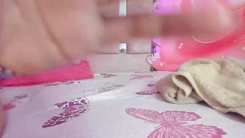 emily_velvet_ online show from 04/13/26, 06:35