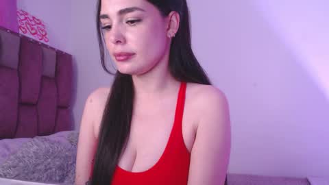 emily_w2 online show from 02/18/25, 02:49