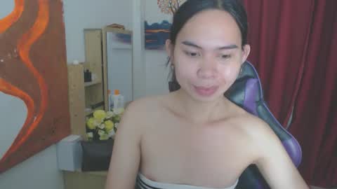 emily_xo143 online show from 03/29/26, 08:58