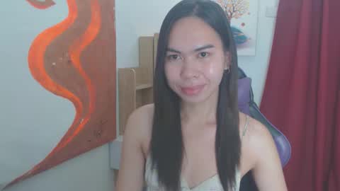 emily_xo143 online show from 05/23/26, 01:55
