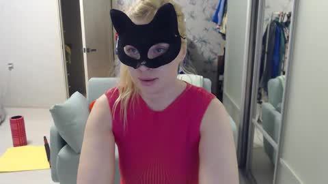 Snapshot of emily_york18 chatting on 04/14/26, 06:58 Emily online show from 04/14/26, 06:58
