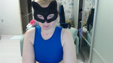 Snapshot of emily_york18 chatting on 04/29/26, 08:15 Emily online show from 04/29/26, 08:15