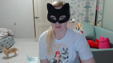 Snapshot of emily_york18 chatting on 05/04/26, 05:42 Emily online show from 05/04/26, 05:42