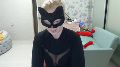 Snapshot of emily_york18 chatting on 05/20/26, 04:02 Emily online show from 05/20/26, 04:02