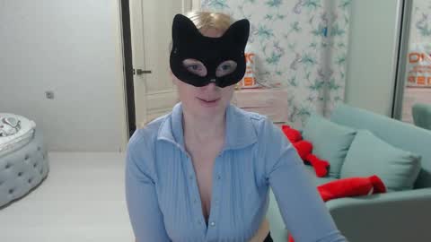 Snapshot of emily_york18 chatting on 05/22/26, 05:29 Emily online show from 05/22/26, 05:29