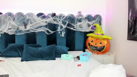 Emilyyy online show from 11/01/25, 12:34