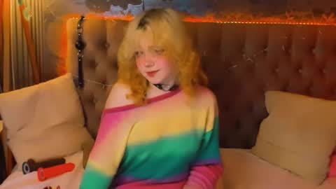 Snapshot of emilyangels chatting on 05/11/26, 07:47 Baby Emelli online show from 05/11/26, 07:47