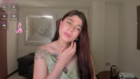 Emily Armstrong online show from 12/09/24, 12:30