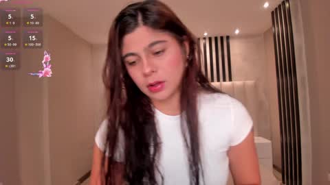 Emily Armstrong online show from 12/22/24, 12:05