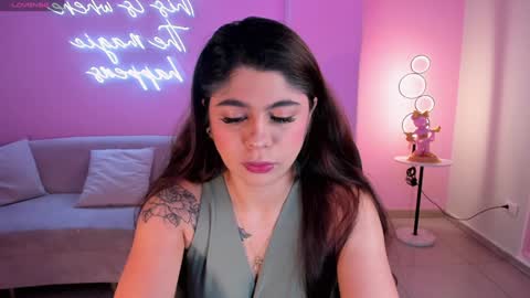 Emily Armstrong online show from 02/06/25, 12:16